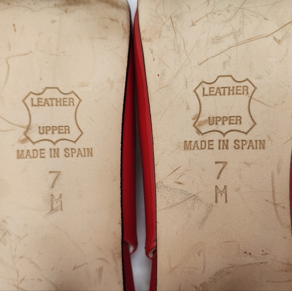 Vintage Patent Red Leather Pumps - Picture 12 of 12